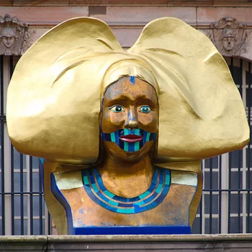 Statues des Alsaciennes à Strasbourg * Expo 2016