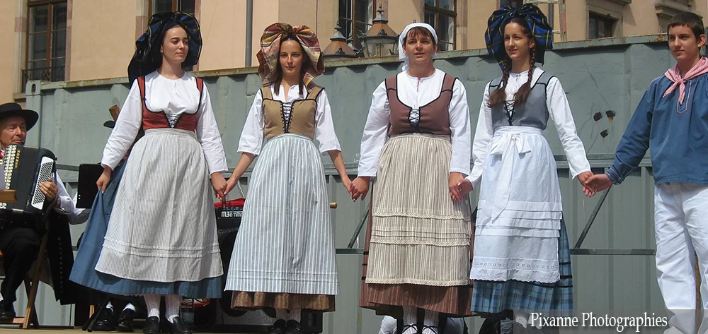 France, Alsace, Strasbourg, Costume Alsacien, Folklore Alsacien, Alsace et Moi, Pixanne Photographies