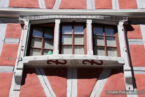 France, Alsace, Eguisheim, Maisons Alsaciennes, Colombages, Trois Châteaux d'Eguisheim, Alsace et Moi, Pixanne Photographies