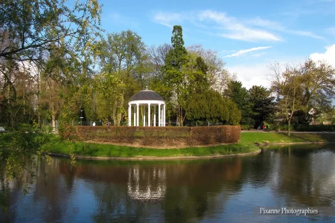 france, alsace, strasbourg, quartier orangerie wacken, parc de l'orangerie, temple de l'amour, alsace et moi, pixanne photographies