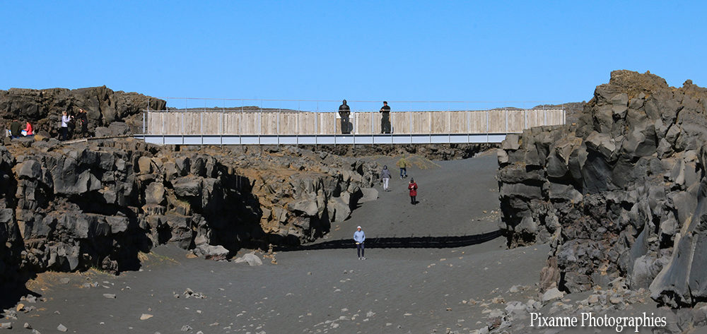 Europe, Islande, Péninsule de Reykjanes, Miðlína bridge, Souvenirs de Voyages, Pixanne Photographies