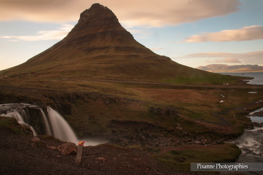 Europe, Islande, Péninsule de Snaeffelsbaer, Kirkjufell, Souvenirs de Voyages, Pixanne Photographies