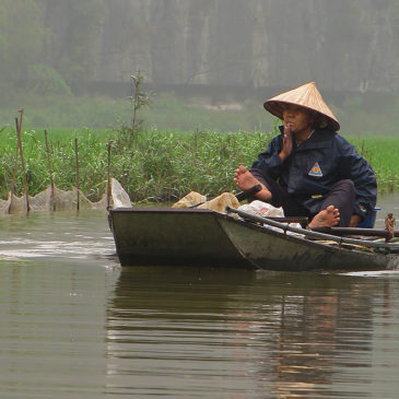 Baie d’Halong Terrestre * Ninh Binh et Tam Coc * Promenade en barque
