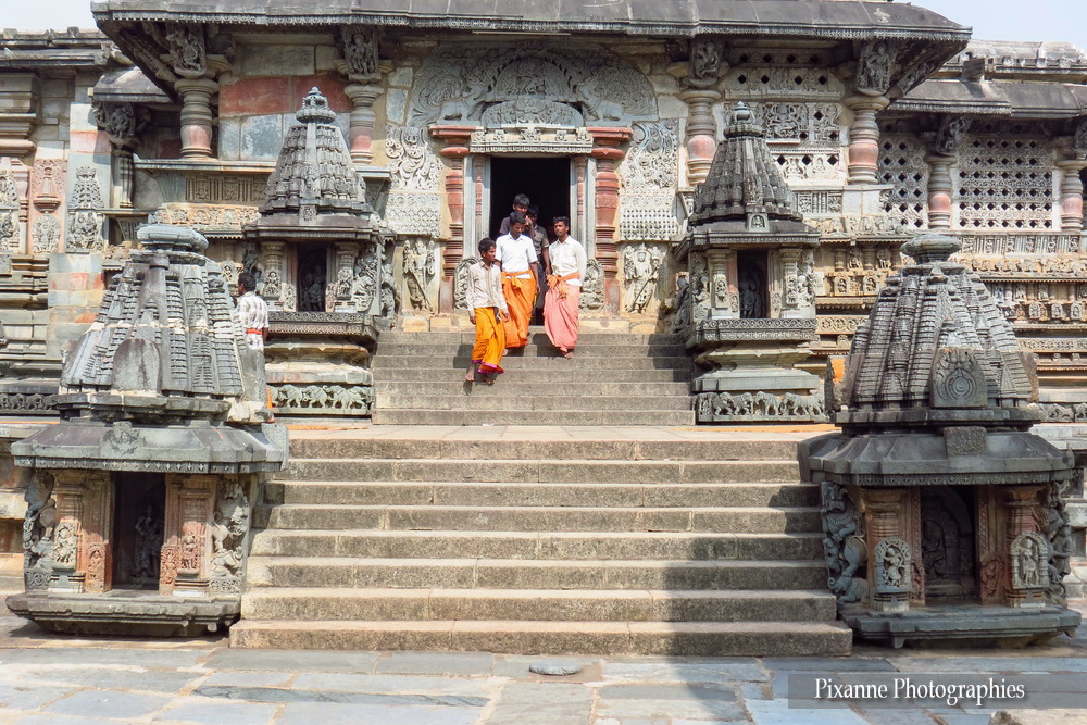 Asie, Inde du Sud, Karnataka, Belur, Chennakesava Temple, jagati, Hoysala, Souvenirs de Voyages, Pixanne Photographies