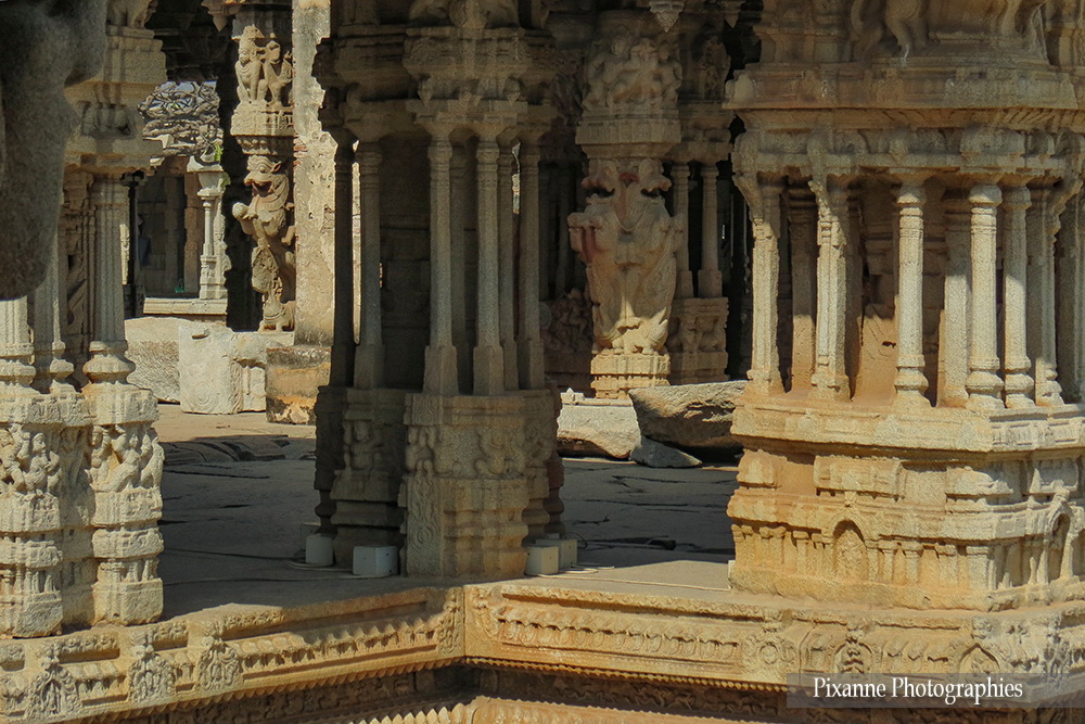 Asie, Inde du Sud, Karnataka, Hampi, Vijya Vittala Temple, Chariot de pierre, Maha Mandapa, Musical Pillar Hall, Souvenir de Voyages, Pixanne Photographies
