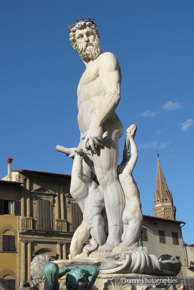 Europe, Italie, Florence, Centre historique, Piazza della Signoria, Fontaine de Neptune, Souvenirs de Voyages, Pixanne Photographies