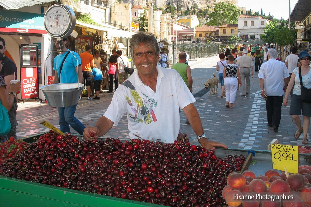 Europe, Grèce, Attique, Athènes, Monastiraki, Vendeur de fruits, souvenirs de voyages, Pixanne Photographies