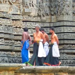 asie, inde, inde du sud, halebidu, Hoysaleswara Temple, pelerins, souvenirs de voyages, pixanne photographies