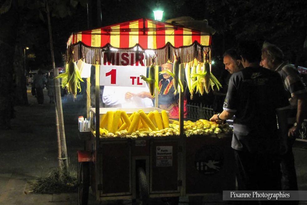 Asie, Europe,Turquie, Istanbul, Vendeur de Maïs, Souvenirs de Voyages, Pixanne Photographies