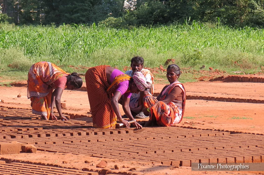 asie, inde, inde du sud, uthamapalayam, fabrique de briques, souvenirs de voyages, pixanne photogrpahies