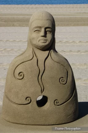 Europe, France, Occitanie, Gard, Le Grau du Roi, Sculpture sur sable, Taureau, Camargue, Souvenirs de Voyages, Pixanne Photographies