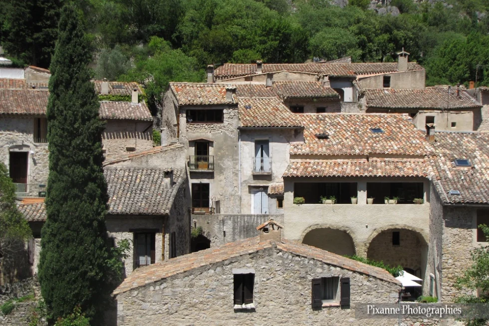 Europe, France, Occitanie, Hérault, Saint Guilhem le Désert, Maisons Provencales, Souvenirs de Voyages, Pixanne Photographies