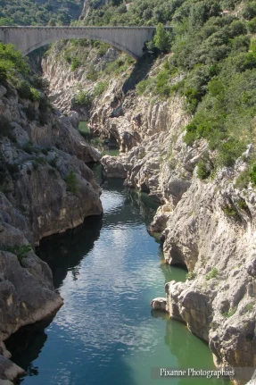 Europe, France, Occitanie, Hérault, Saint Guilhem le Désert, Pont du Diable, Souvenirs de Voyages, Pixanne Photographies
