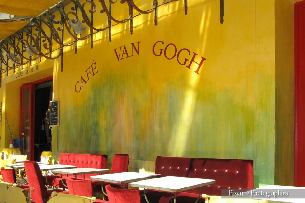 Europe, France, PACA, Bouches du Rhone, Arles, Cafdé Van Gogh, Souvenirs de Voyages, Pixanne Photographies