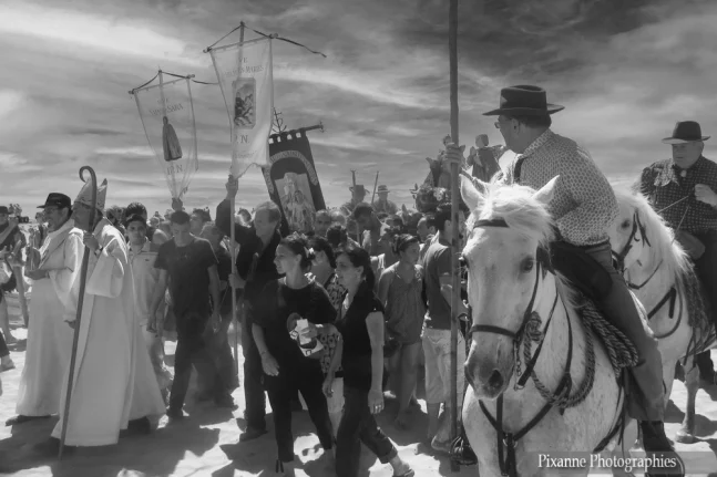 Europe, France, PACA, Bouches du Rhone, Camargue, Saintes Maries de la Mer, Pèlerinage des Gitans, Procession des Saintes Maries à la Mer, Guardians, Souvenirs de Voyages, Pixanne Photographies