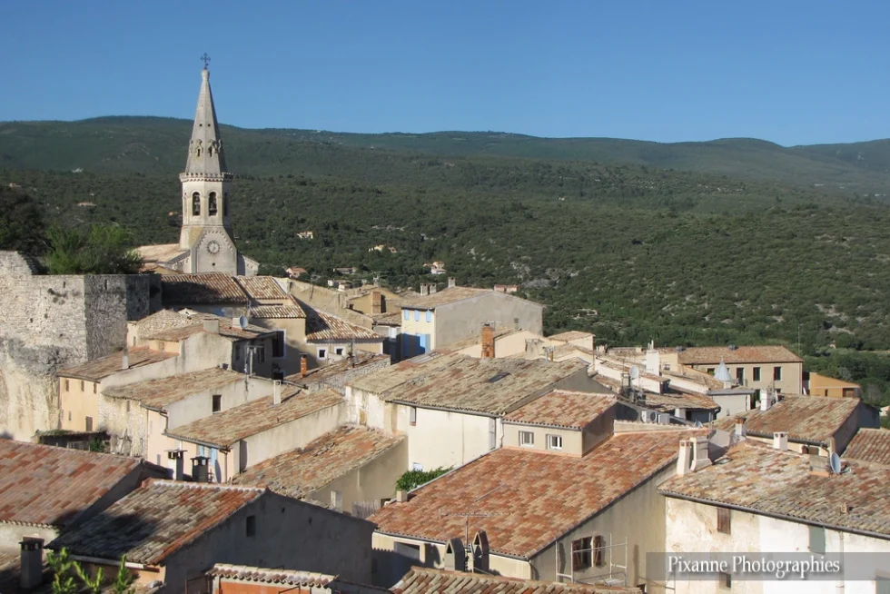 Europe, France, PACA, Vaucluse, Saint Saturnin les Apt, Souvenirs de Voyages, Pixanne Photographies
