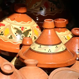 Maroc, Marrakech, Souk, Plat à Tajine, Pixanne Photographies